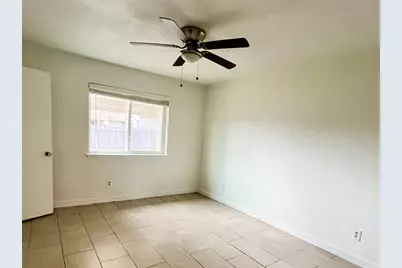 10806 Humington Drive, Austin, TX 78758 - Photo 7