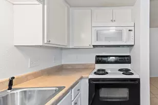 2500 Burleson Rd, Austin, TX 78741 - Photo 9