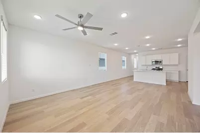 177 Hornet Street, Elgin, TX 78621 - Photo 11