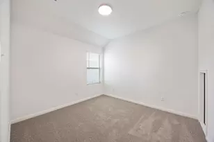177 Hornet St, Elgin, TX 78621 - Photo 23