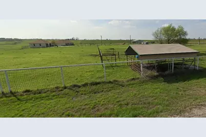 600 County Rd 405, Taylor, TX 76574 - Photo 11