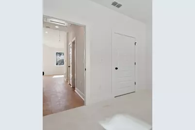 200 W 56th Street #5104, Austin, TX 78751 - Photo 31