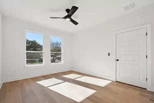 200 W 56th St, Austin, TX 78751 - Photo 19
