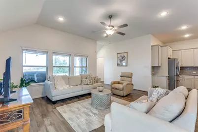 2212 McClendon Trail, Leander, TX 78641 - Photo 5