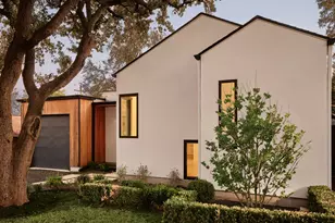 208 El Paso St, Austin, TX 78704 - Photo 29