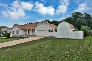 203 Dunkeld Dr, Spicewood, TX 78669 - Photo 5