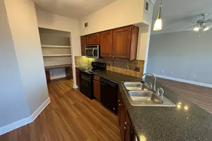 7701 Rialto Blvd, Austin, TX 78735 - Photo 11