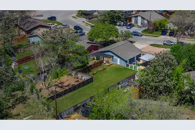 5707 Tracy Lynn Lane #A, Austin, TX 78721 - Photo 3