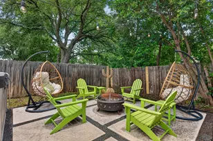 2526 McGregor Dr, Austin, TX 78745 - Photo 23
