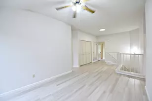 13329 Black Canyon Dr, Austin, TX 78729 - Photo 11