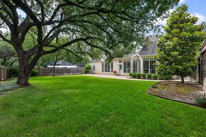 8004 Bottlebrush Drive, Austin, TX 78750 - Photo 31