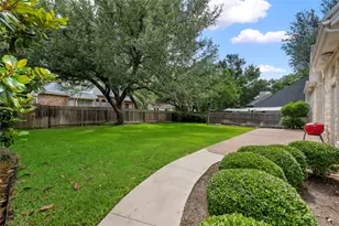 8004 Bottlebrush Dr, Austin, TX 78750 - Photo 29