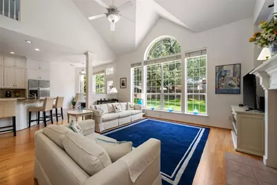 8004 Bottlebrush Drive, Austin, TX 78750 - Photo 11