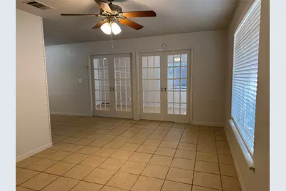 42 Waller Street, Austin, TX 78702 - Photo 3