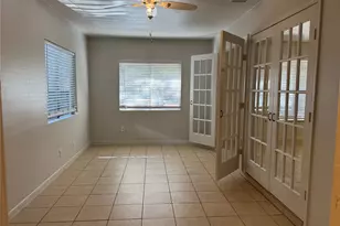 42 Waller St, Austin, TX 78702 - Photo 5
