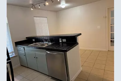42 Waller Street, Austin, TX 78702 - Photo 7