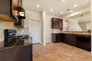 12917 Stoney Ridge Bend, Del Valle, TX 78617 - Photo 11