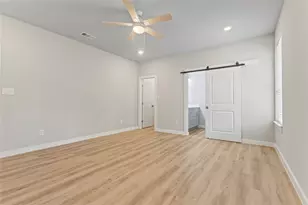 240 Shadow Oak Dr, Bastrop, TX 78602 - Photo 15