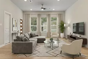 240 Shadow Oak Dr, Bastrop, TX 78602 - Photo 5