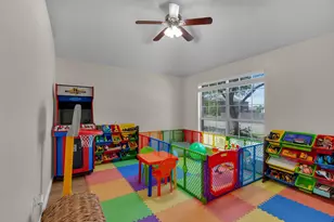 506 Carol Dr, Hutto, TX 78634 - Photo 7