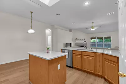 506 Carol Drive, Hutto, TX 78634 - Photo 11