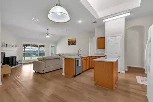 506 Carol Dr, Hutto, TX 78634 - Photo 19