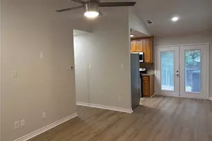 1015 E Yager Ln, Austin, TX 78753 - Photo 13