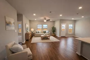 176 Wind Hl, Jarrell, TX 76537 - Photo 13