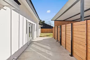 9803 Quilberry Dr, Austin, TX 78729 - Photo 27