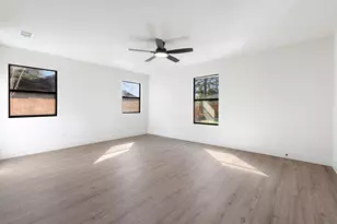 9803 Quilberry Dr, Austin, TX 78729 - Photo 17