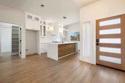 9803 Quilberry Drive, Austin, TX 78729 - Photo 7