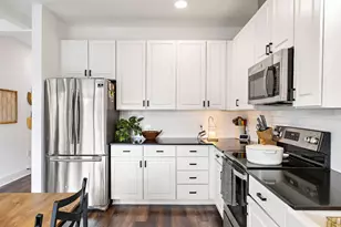 4704 Sunset Trail, Austin, TX 78745 - Photo 11