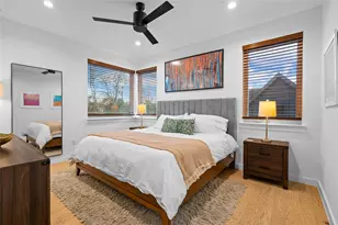 205 W Croslin St, Austin, TX 78752 - Photo 9