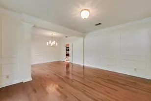 7615 Yaupon Dr, Austin, TX 78759 - Photo 7