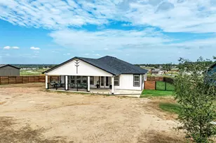 251 Estrella Ln, Bastrop, TX 78602 - Photo 3