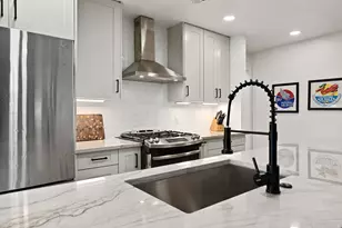 4709 York Hill Dr, Austin, TX 78723 - Photo 7