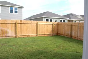 105 Mouflon Rd, Hutto, TX 78634 - Photo 23