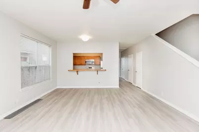 212 Sandstone Drive #H, Jarrell, TX 76537 - Photo 5