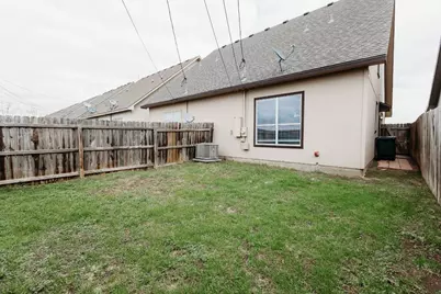 212 Sandstone Drive #H, Jarrell, TX 76537 - Photo 23