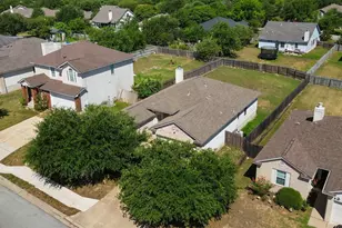 411 Estate Dr, Hutto, TX 78634 - Photo 19