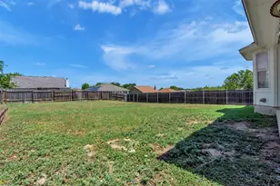 411 Estate Dr, Hutto, TX 78634 - Photo 31