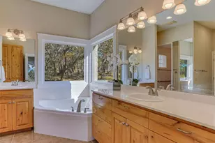 1178 Hidden Creek Dr, Dripping Springs, TX 78620 - Photo 19