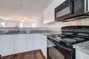 1830 River Crossing Cir, Austin, TX 78741 - Photo 9
