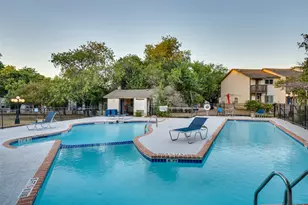 1830 River Crossing Cir, Austin, TX 78741 - Photo 23