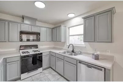 1604 Southwestern Boulevard, Georgetown, TX 78626 - Photo 13