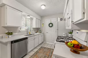 2311 Burleson Rd, Austin, TX 78741 - Photo 9