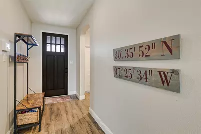 1008 Estes Park, Taylor, TX 76574 - Photo 3