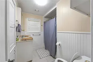 414 E Eblin St, La Grange, TX 78945 - Photo 9