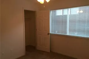 2712 San Pedro St, Austin, TX 78705 - Photo 15