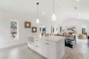 2 Shilo Cir, Wimberley, TX 78676 - Photo 15